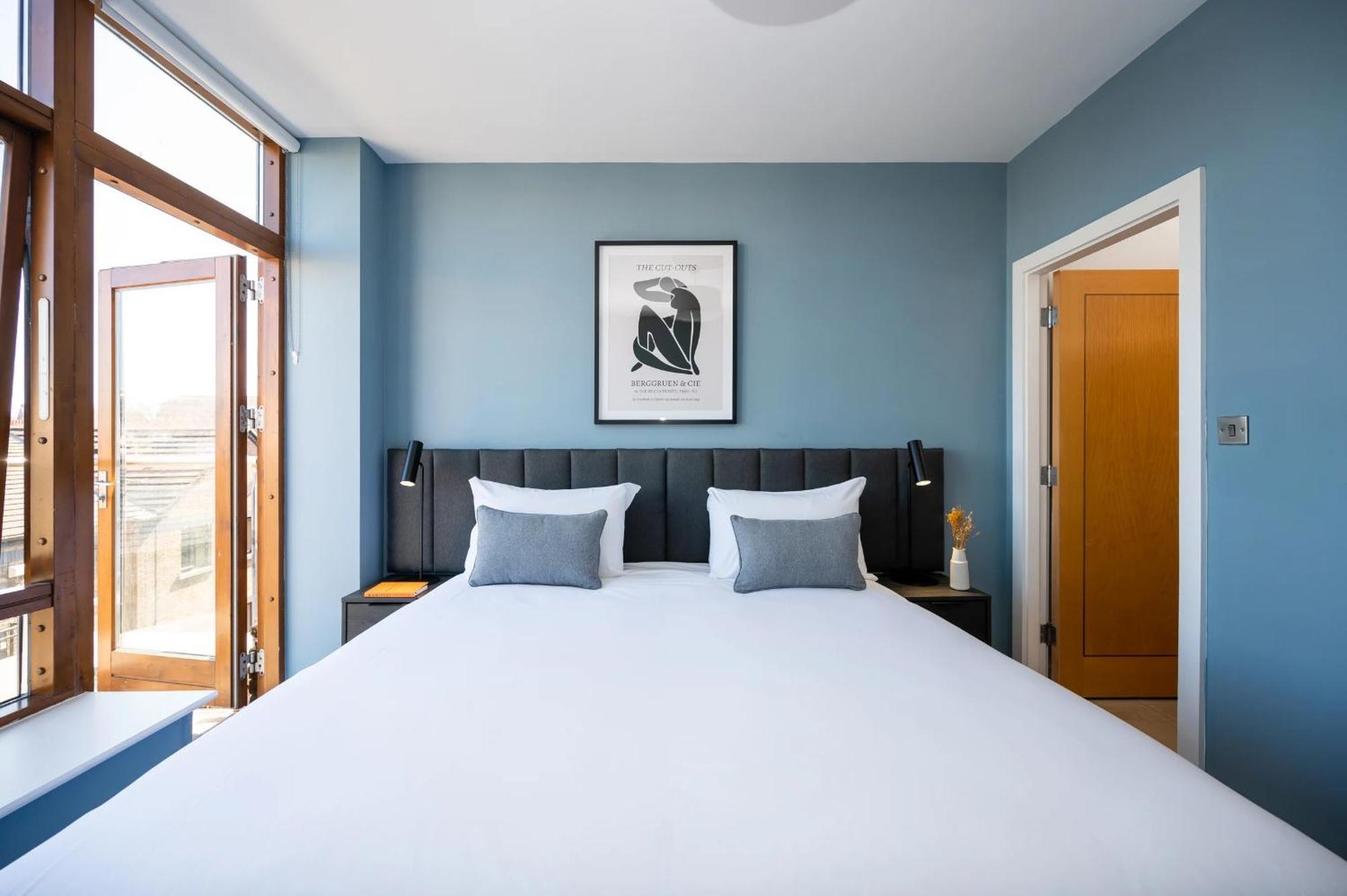 Staycity Augustine Aparthotel 3*